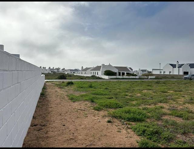 LAND FOR SALE IN BRITANNIA BAY